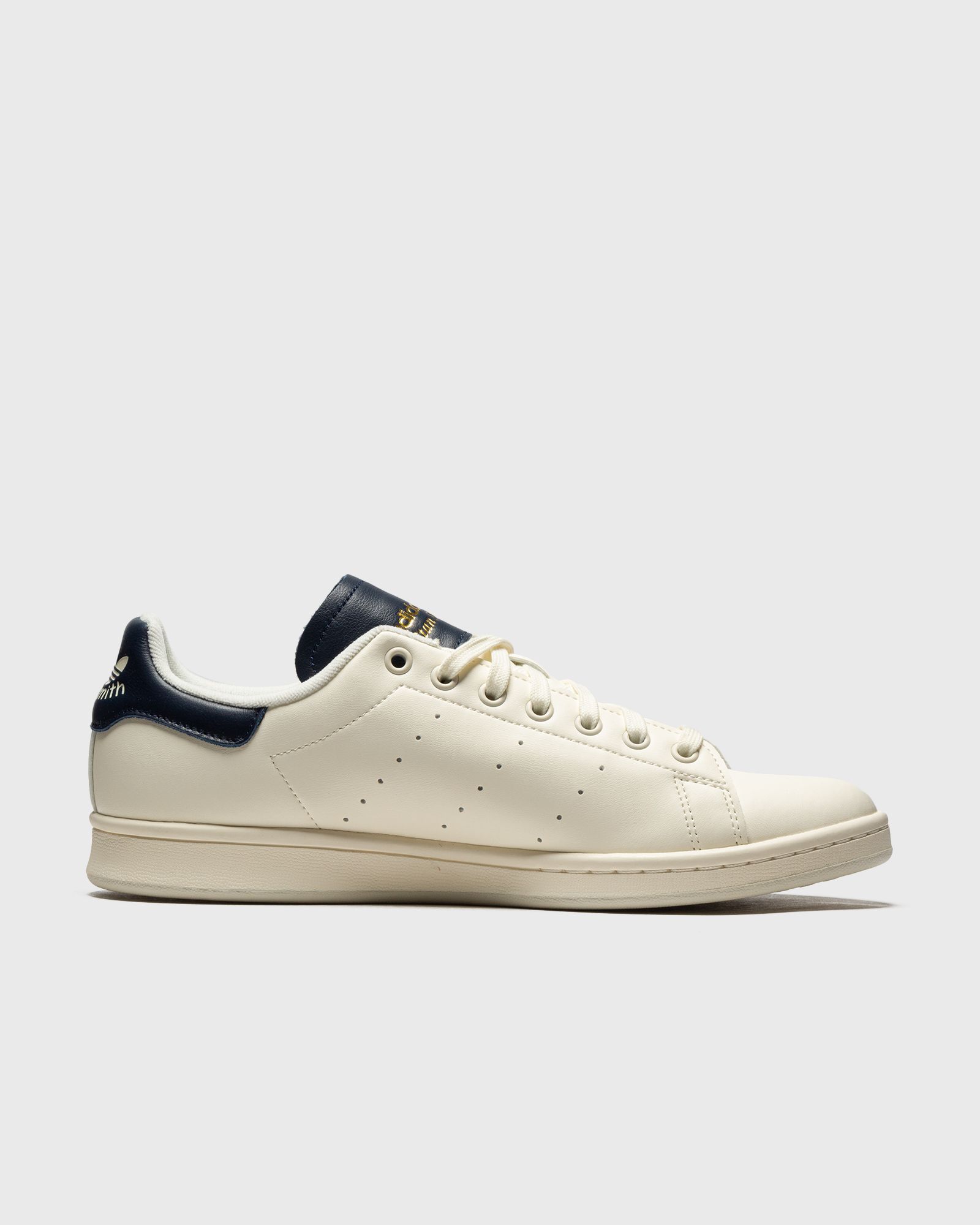 STAN SMITH
