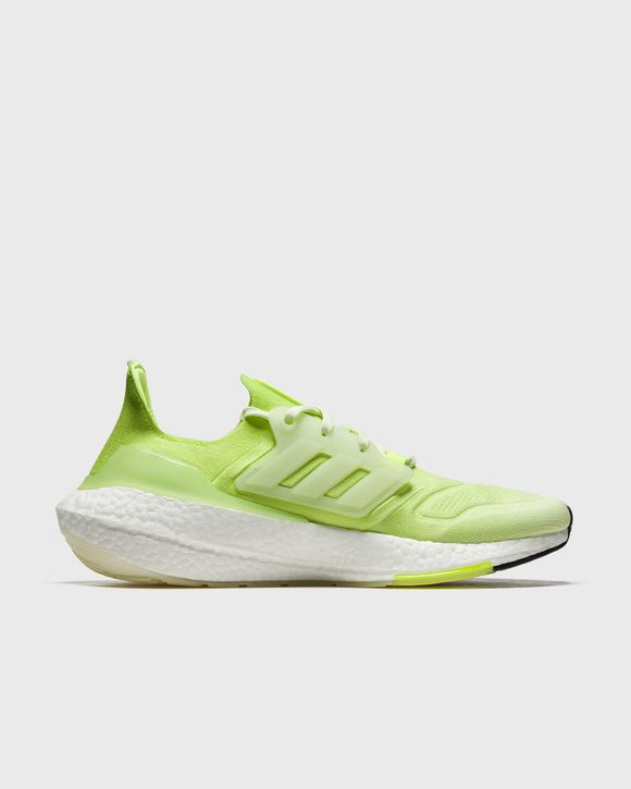ULTRABOOST 22