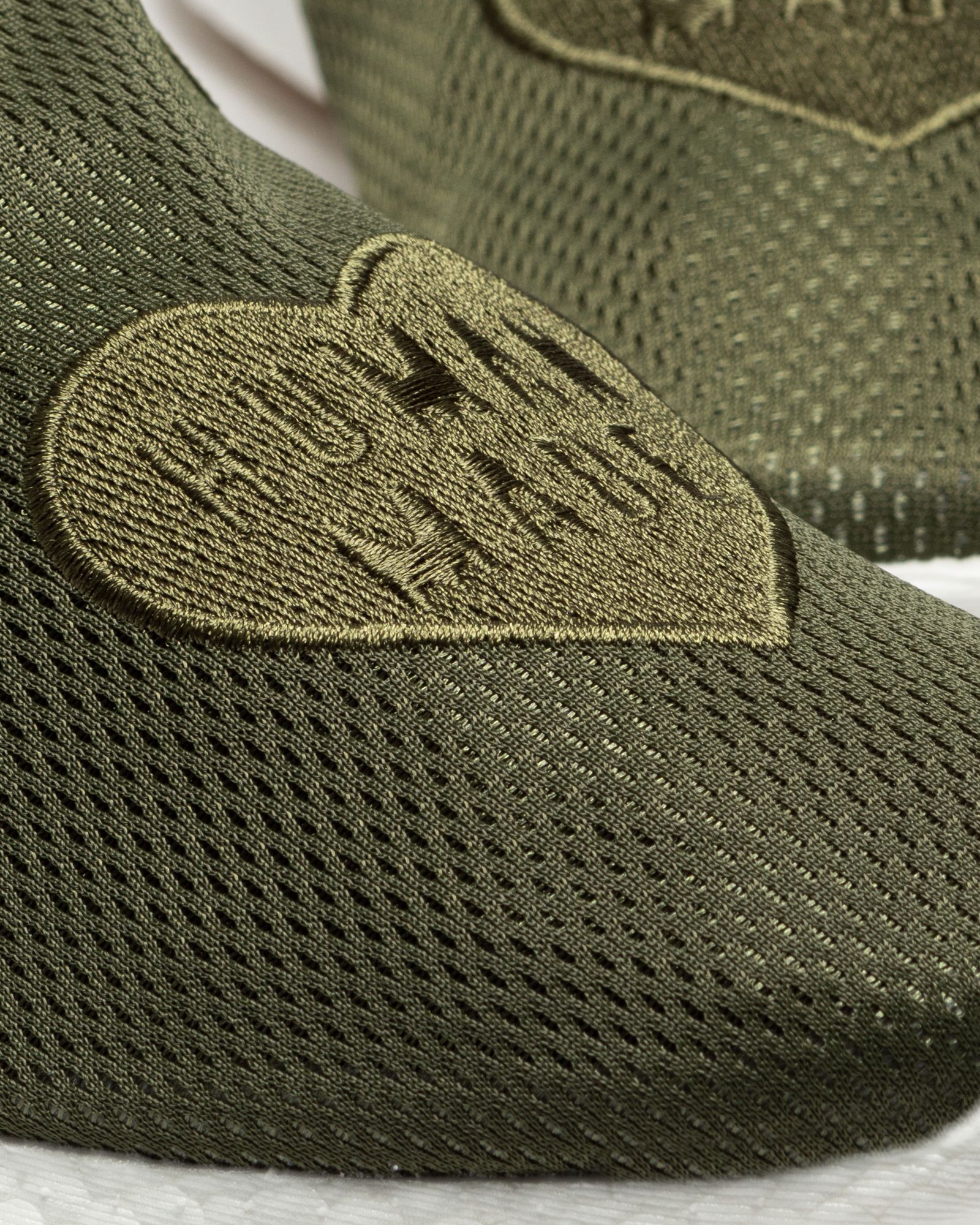 ADIDAS x HUMAN MADE SLIPON PURE