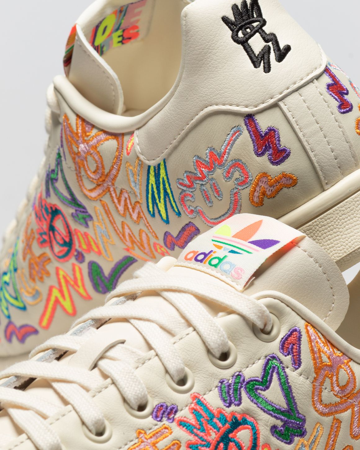 Adidas STAN SMITH PRIDE Multi BSTN Store