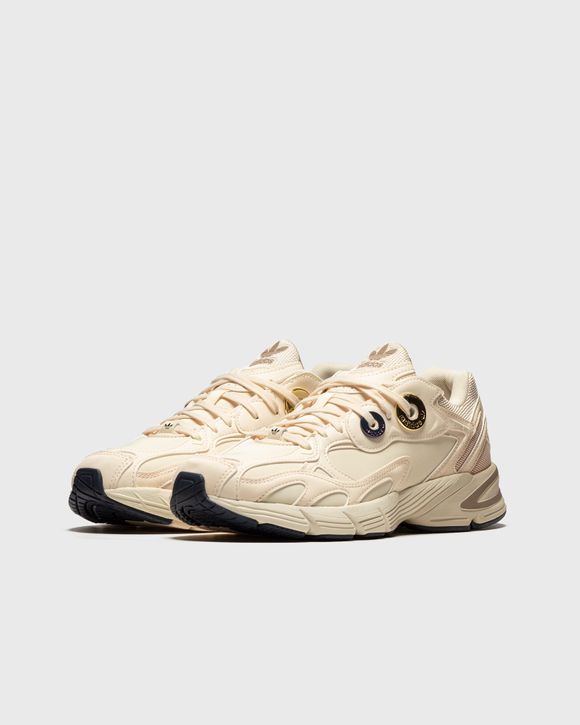 adidas ASTIR W