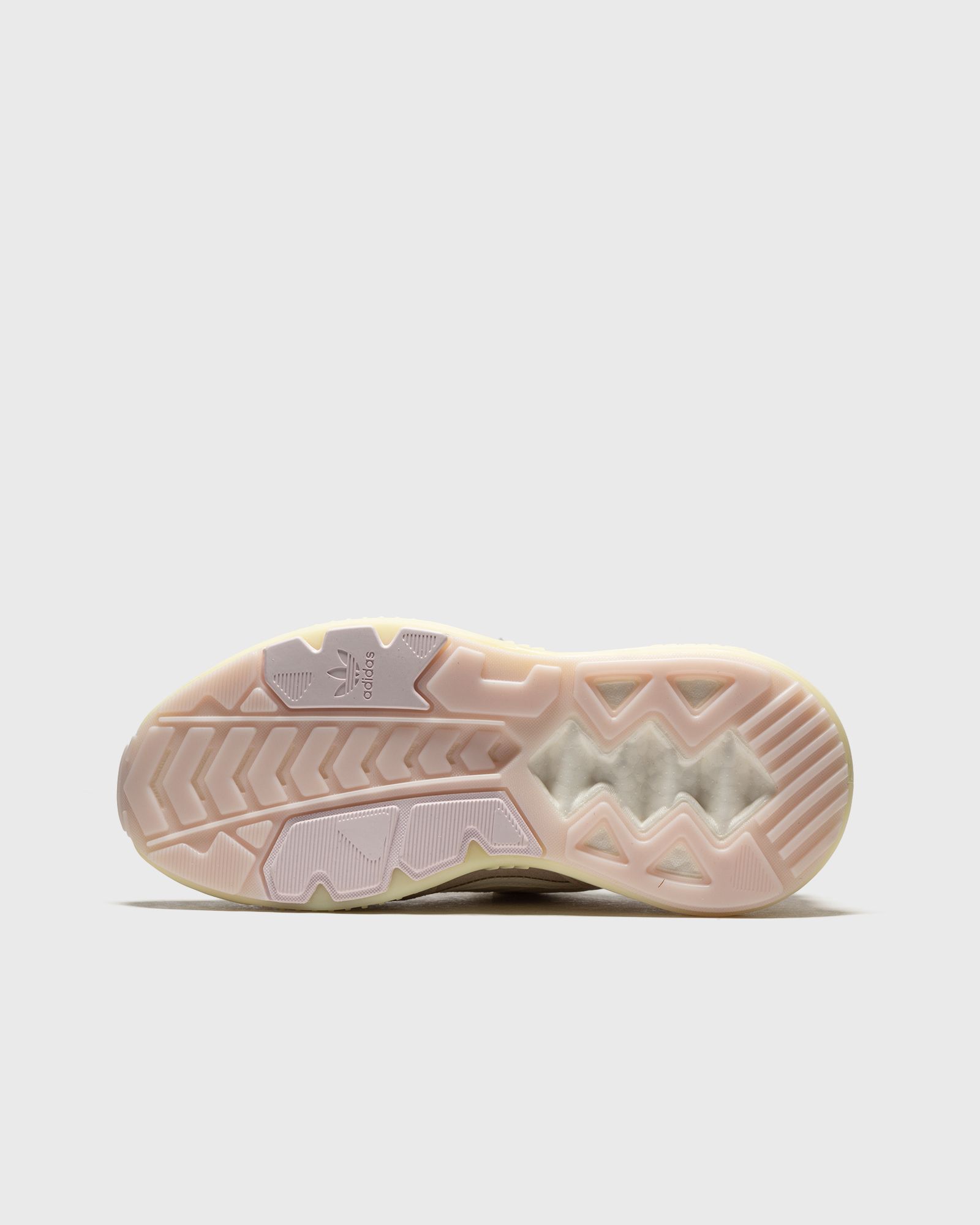 か Kさん adidas ZX 8000 “Metallic Grey” is On the Way! | House