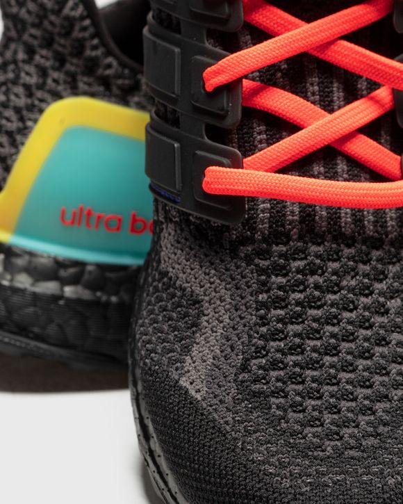 ULTRABOOST 5.0 DNA