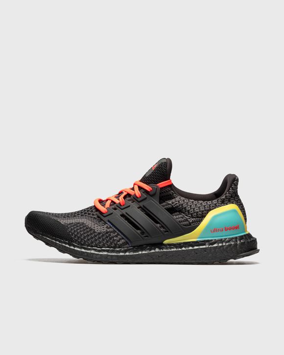 ULTRABOOST 5.0 DNA