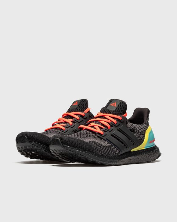 ULTRABOOST 5.0 DNA