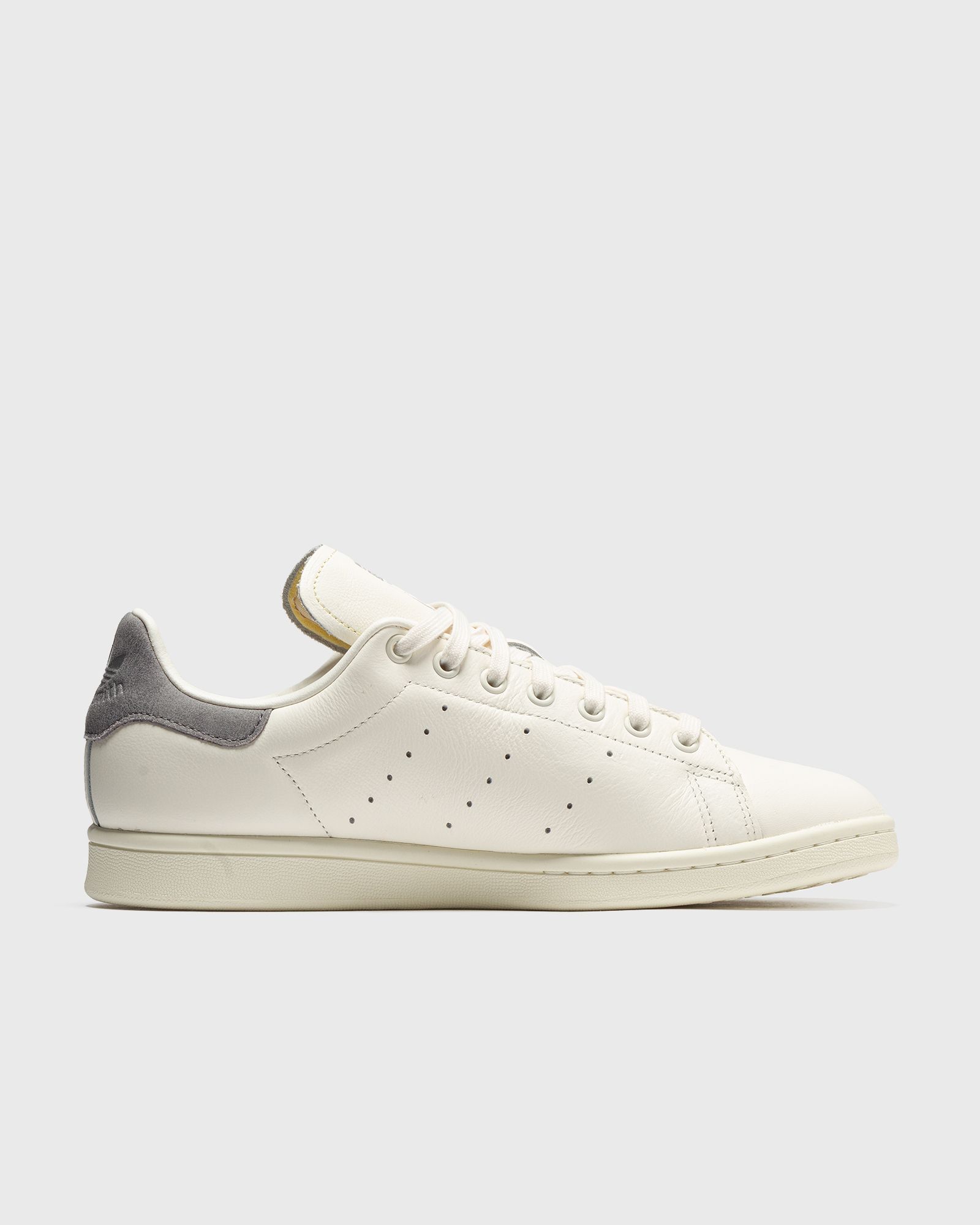 STAN SMITH