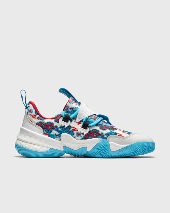 Amazon.com | adidas Trae Young 1 (GS) Basketball Shoes