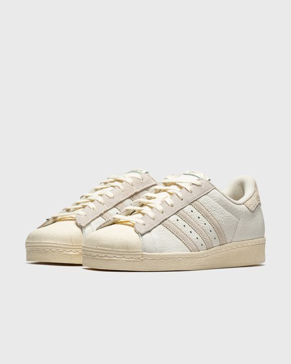 SUPERSTAR 82