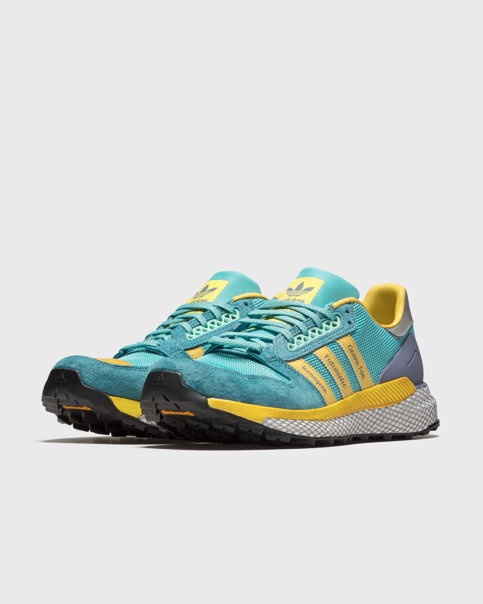 ADIDAS x HUMAN MADE QUESTAR