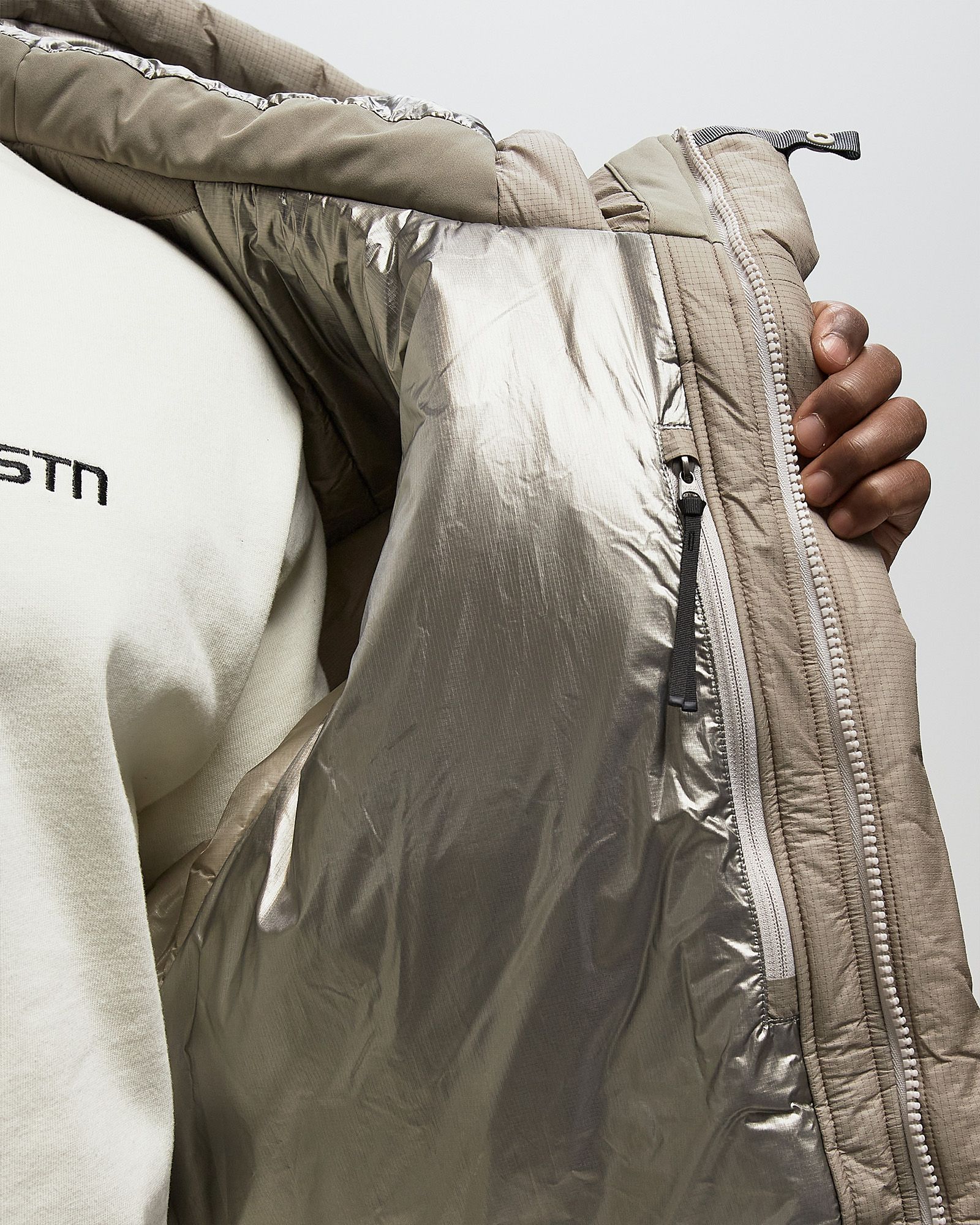 0 WINDSTOPPER Padded Composite Parka