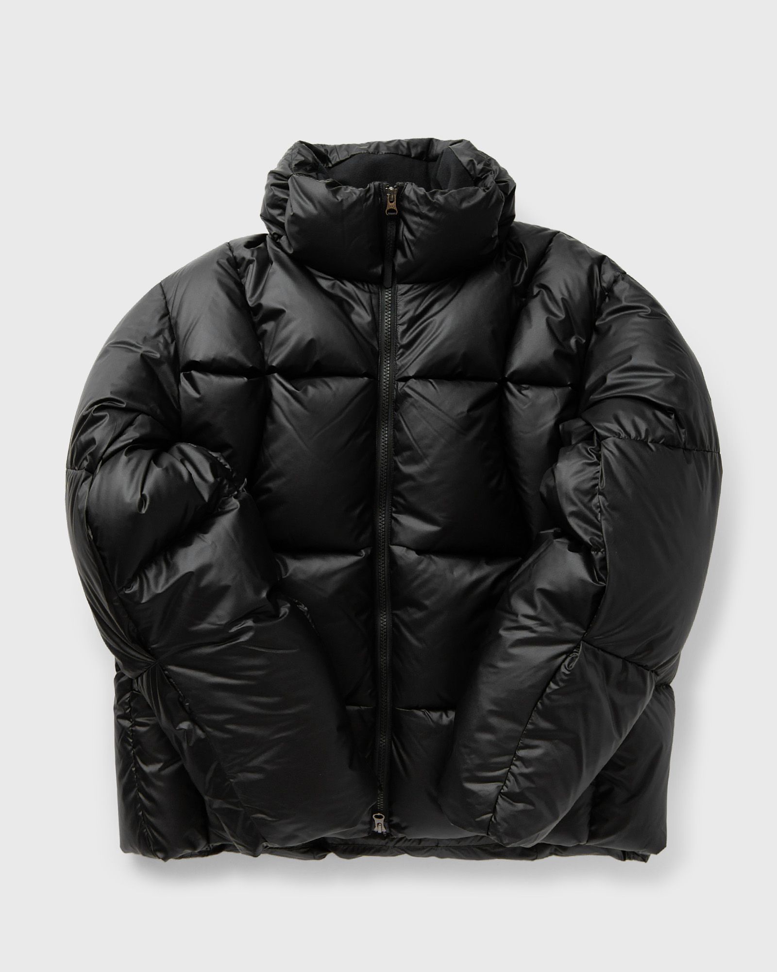 Three-Dimensional Down Jacket