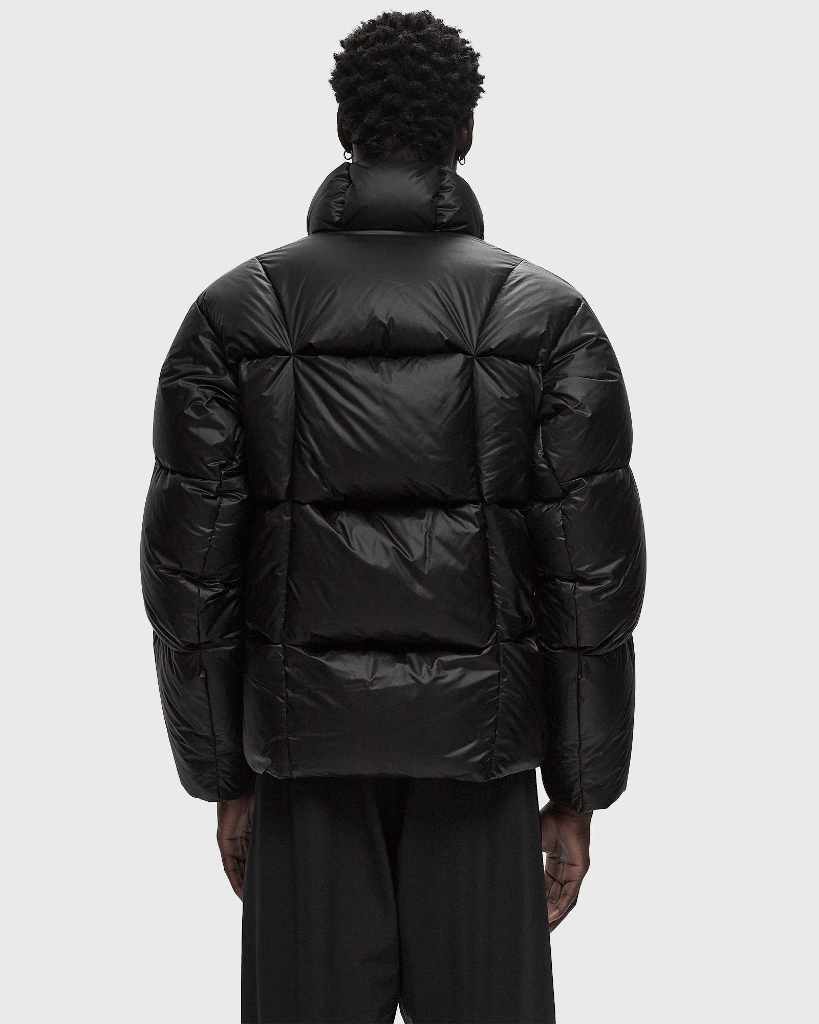 Three-Dimensional Down Jacket