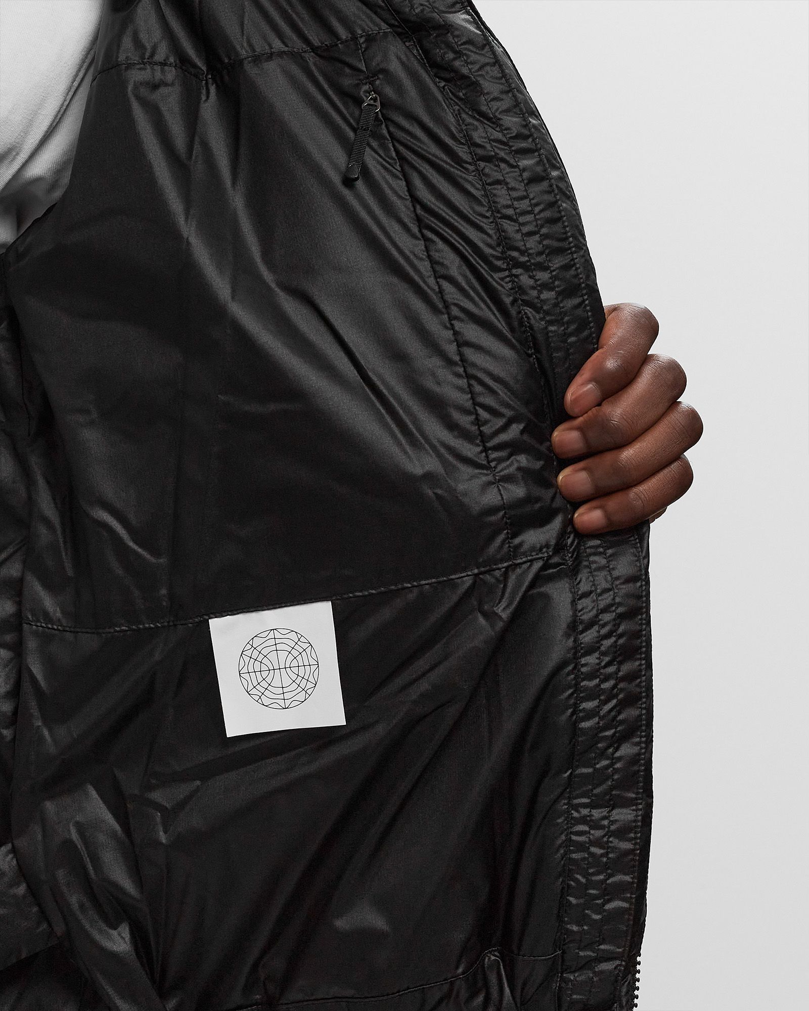 Three-Dimensional Down Jacket