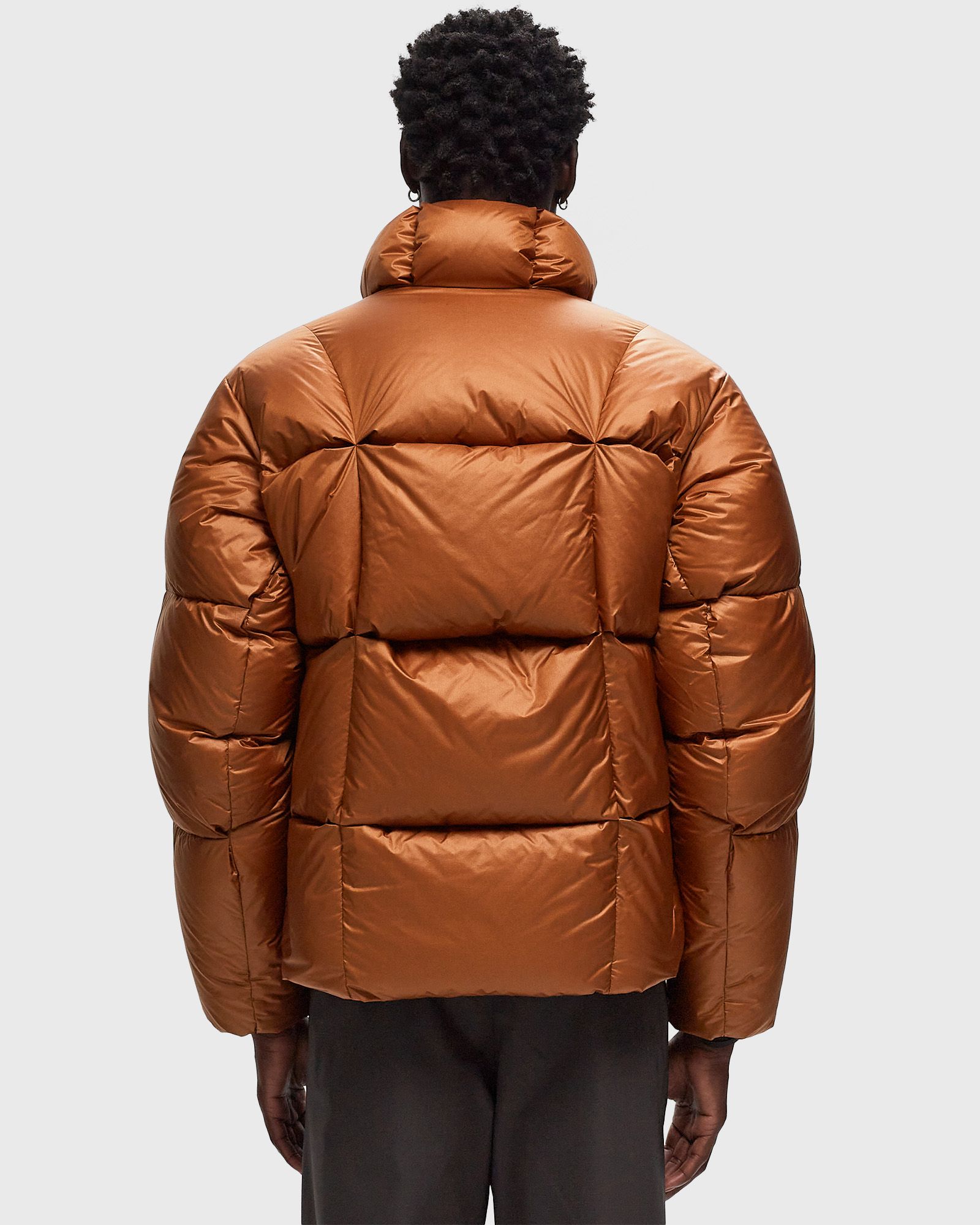 Three-Dimensional Down Jacket