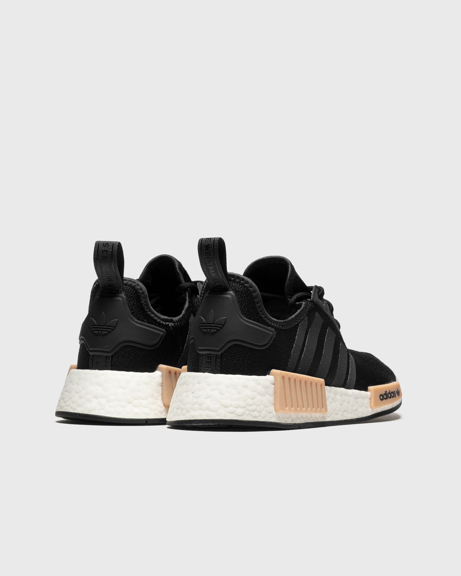 WMNS NMD_R1