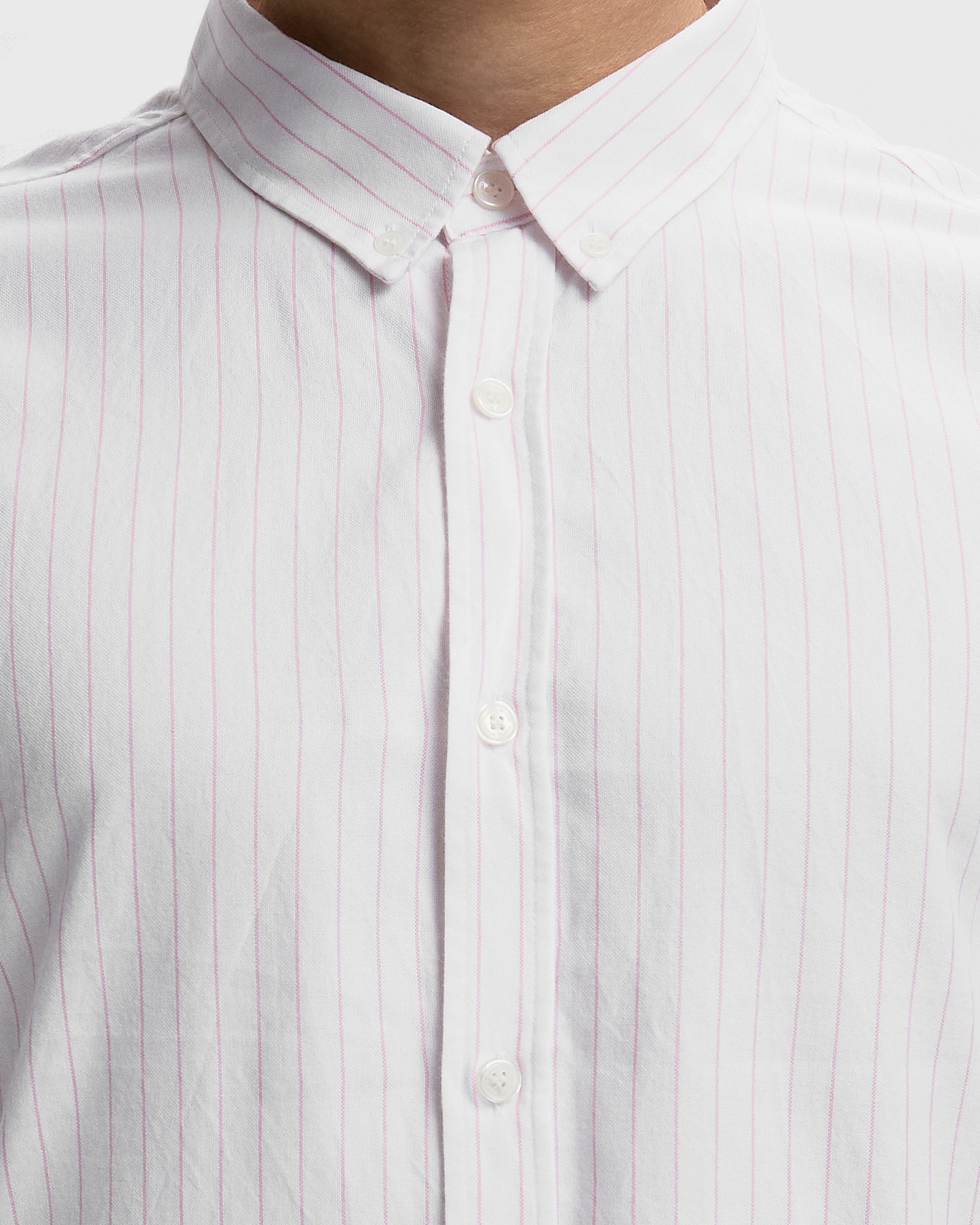 POMPEII PINK THIN STRIPE OXFORD SHIRT