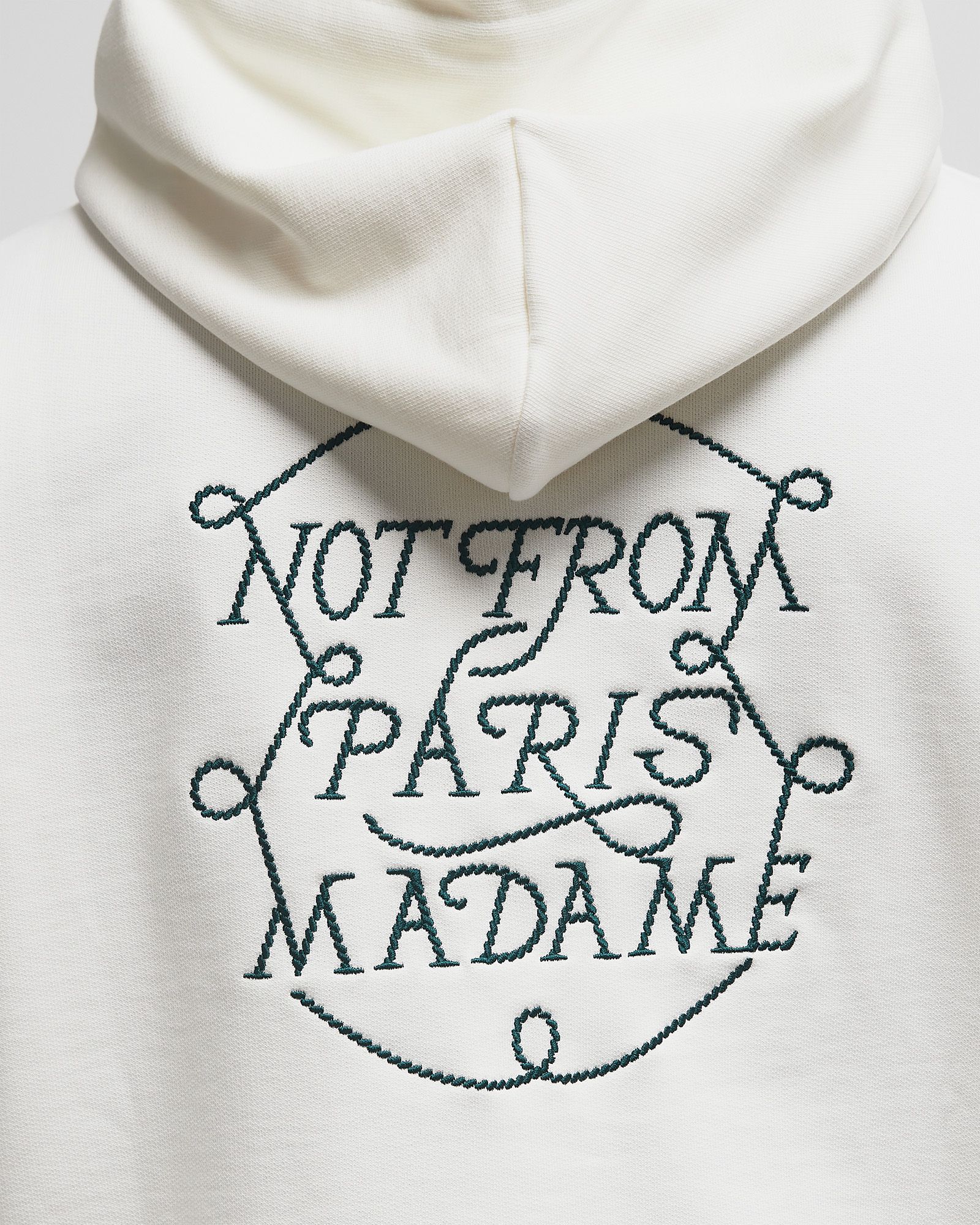 Le Hoodie Slogan Tresses