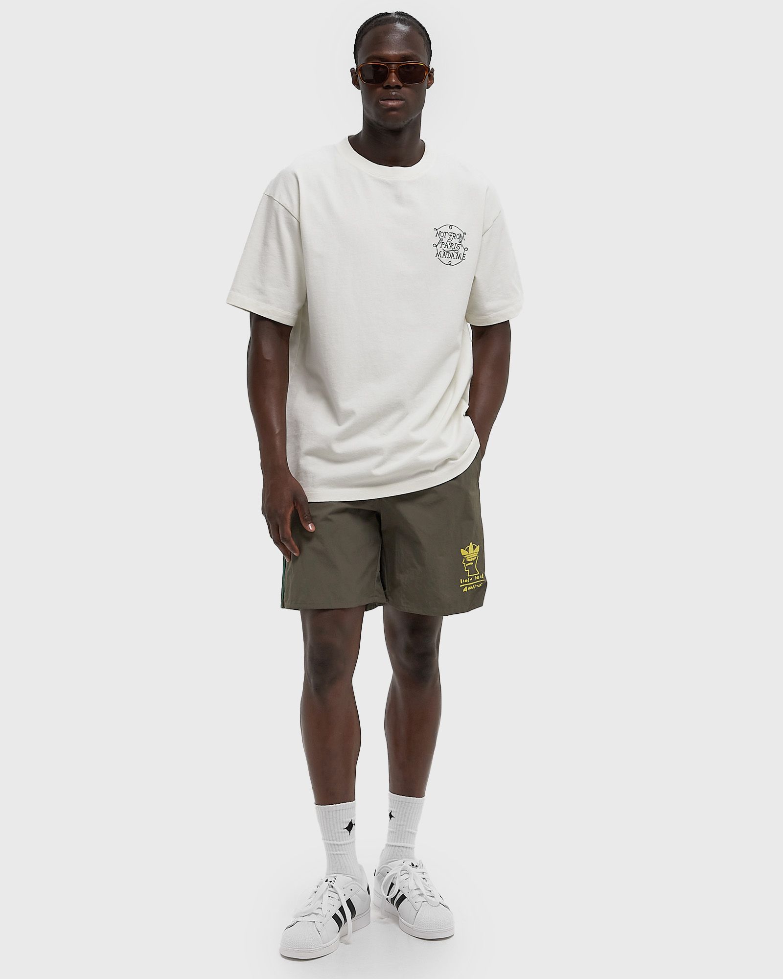 Le Tee Slogan Tresses