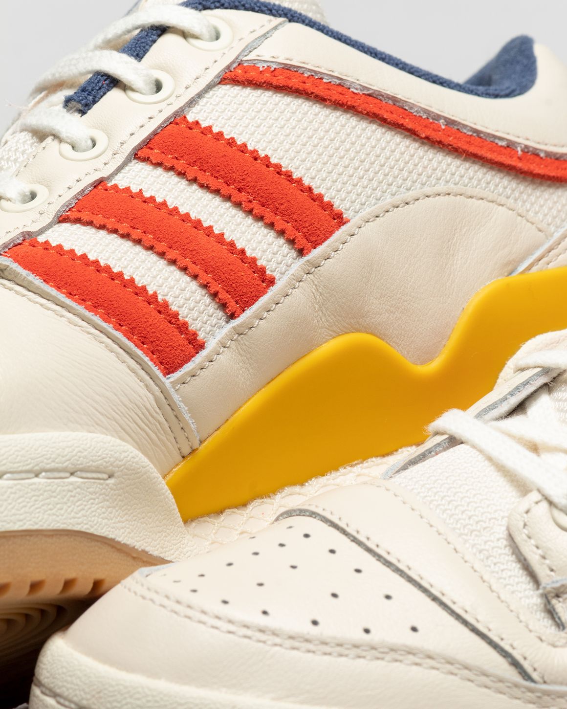 Adidas FORUM LOW WOODWOOD White | BSTN Store