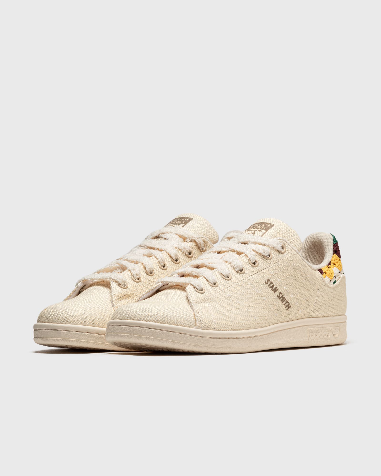 STAN SMITH