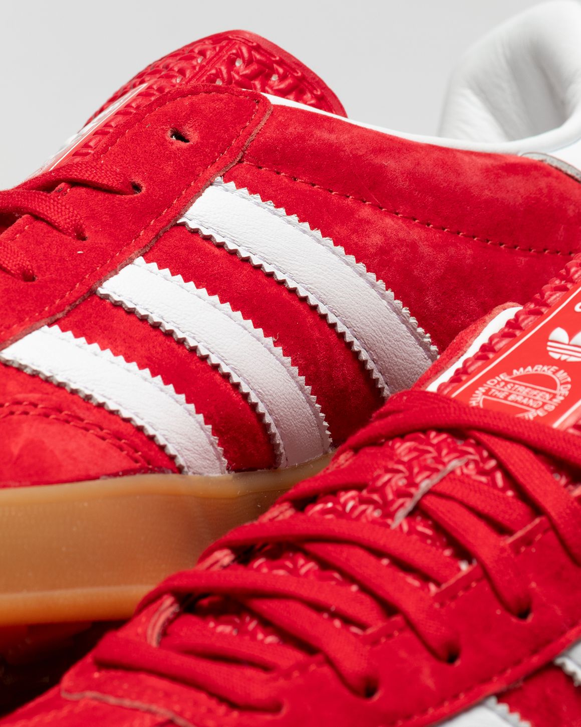 Gazelle indoor red best sale