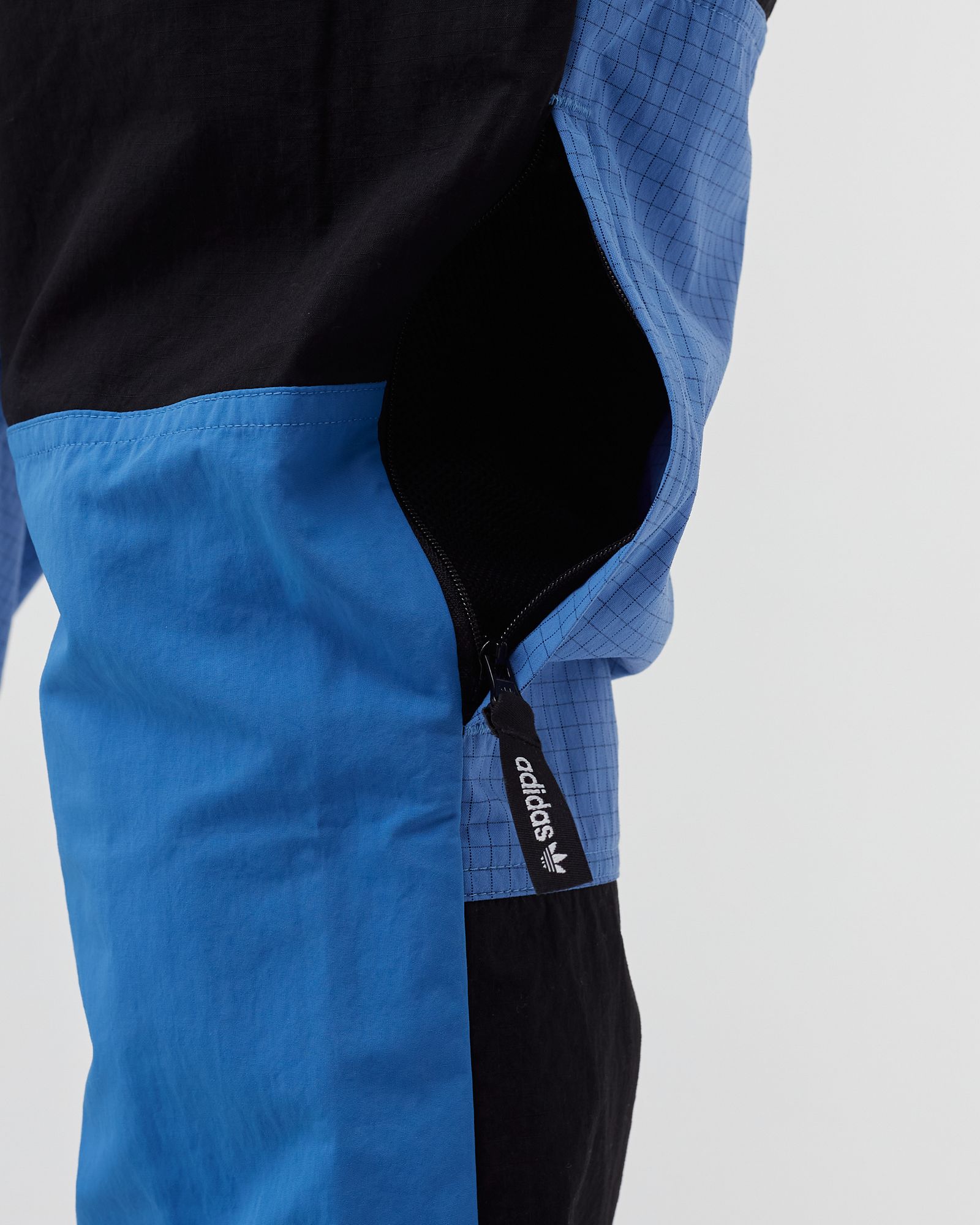ADVENTURE TRAVERSE WOVEN PANTS