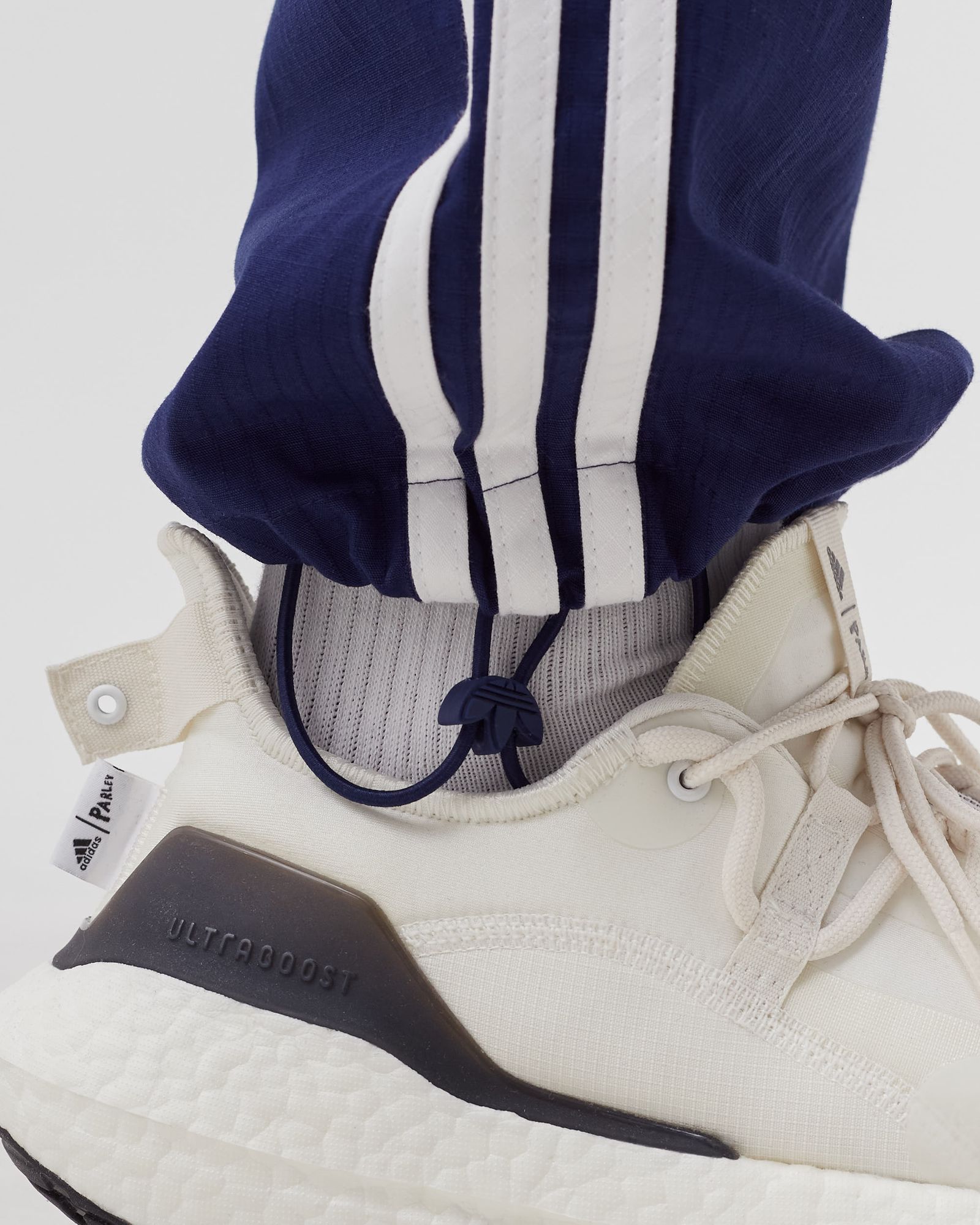 3-STRIPES CARGO PANTS