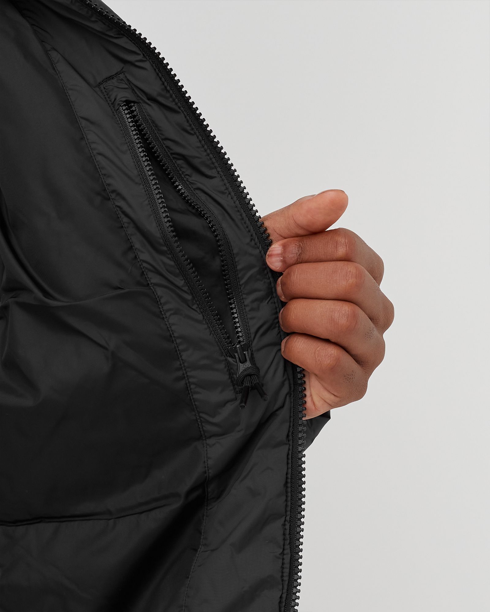 PADDED STAND-UP COLLAR PUFFER JACKET