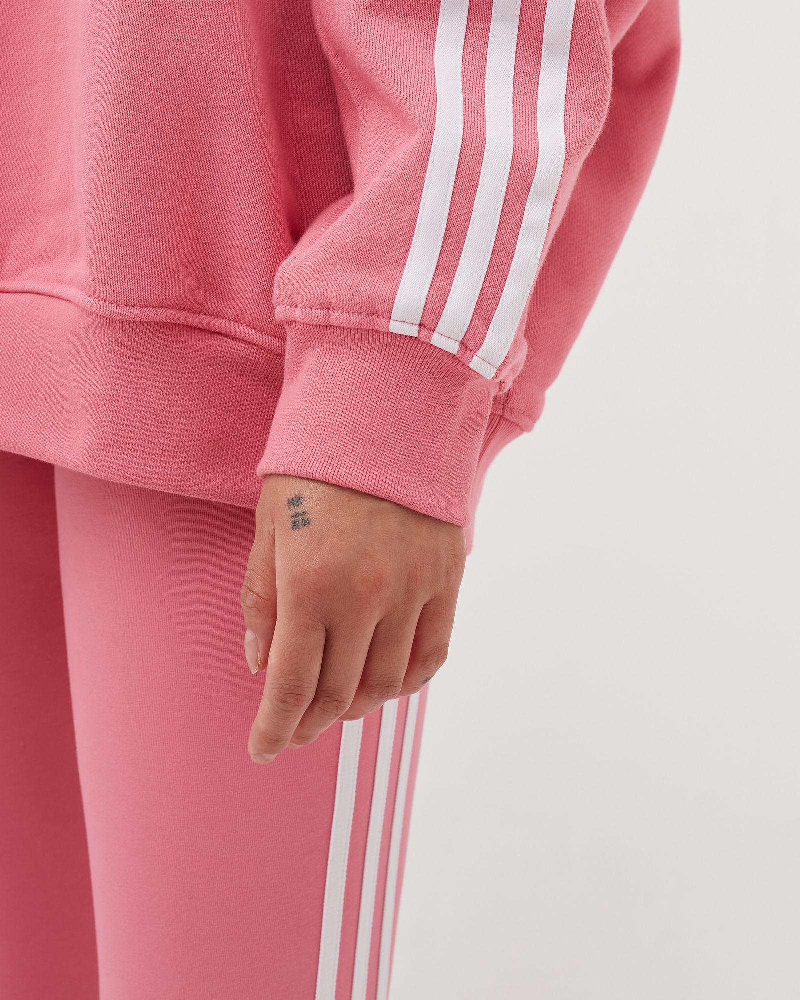 WMNS ADICOLOR CLASSICS Oversized Sweatshirt