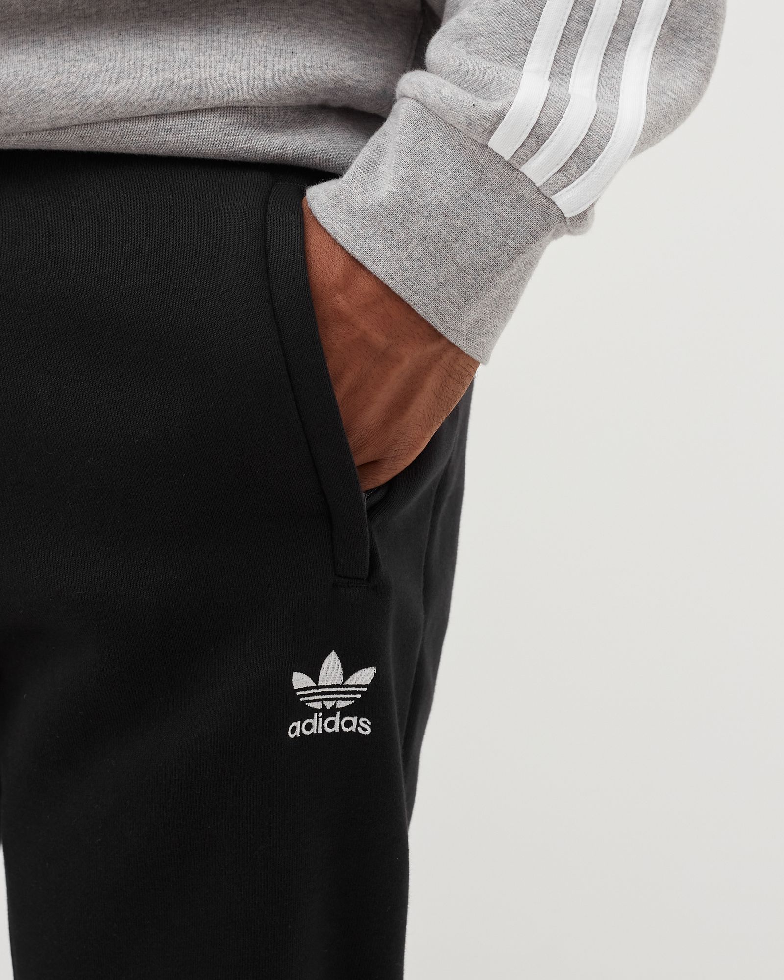 ADICOLOR ESSENTIALS TREFOIL PANTS