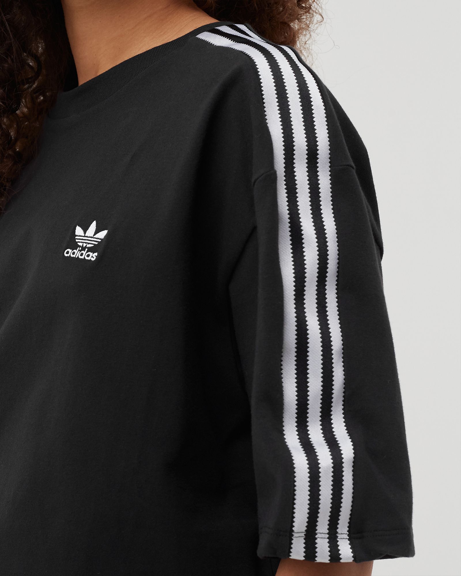 WMNS ADICOLOR CLASSICS SATIN TAPE Tee