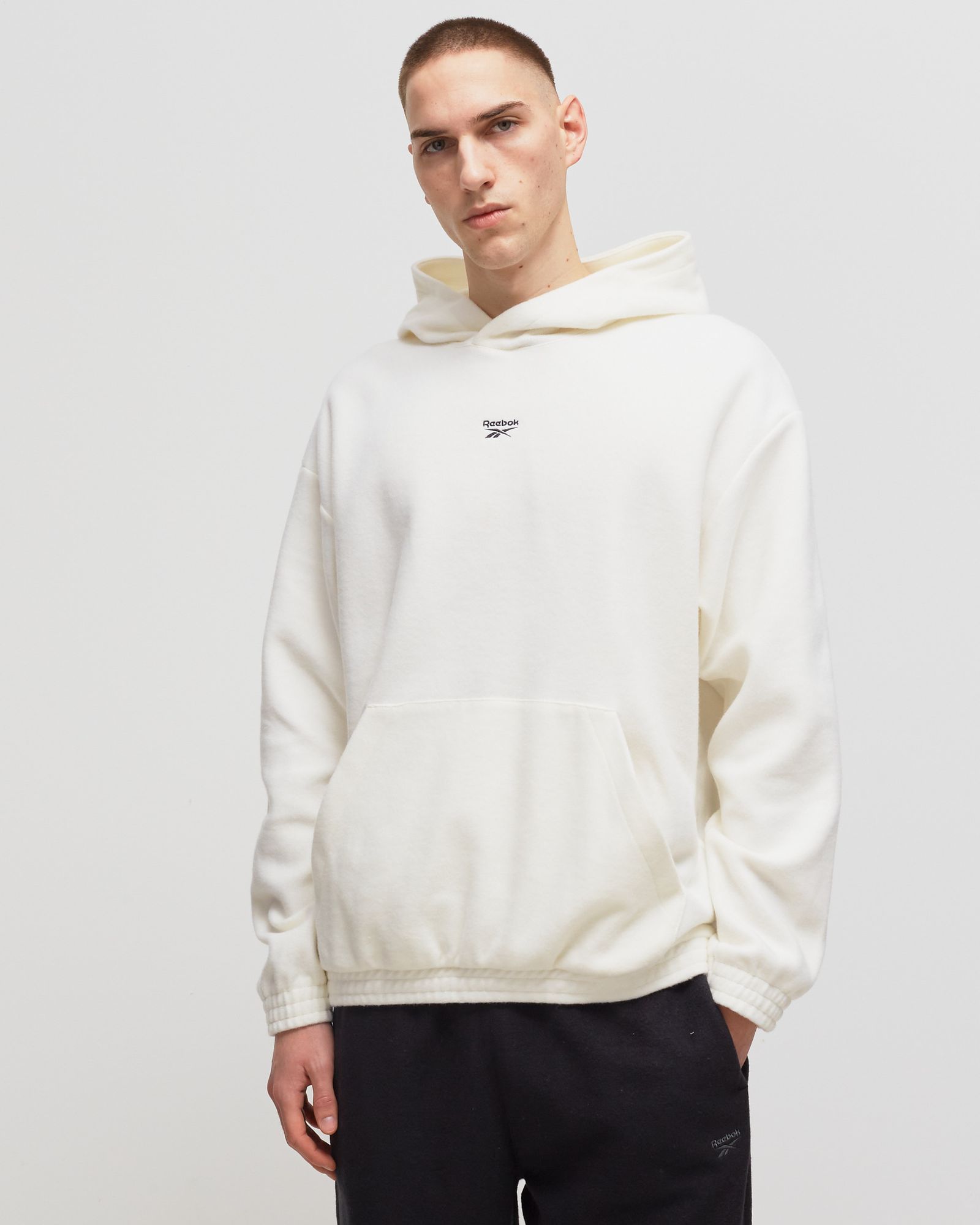CLASSIC WARDROBE ESSENTIALS HOODIE