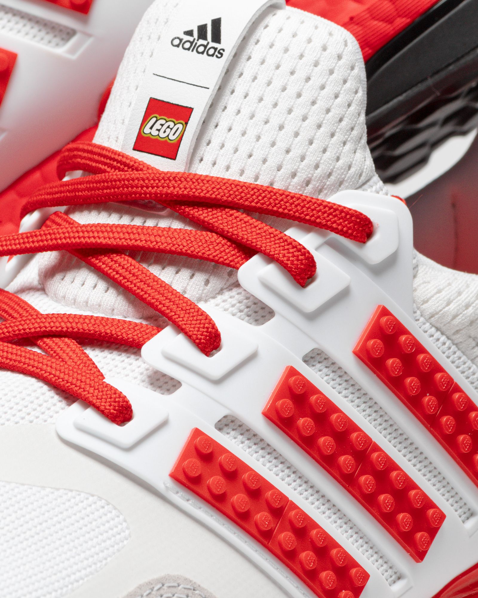 Adidas x LEGO ULTRABOOST DNA 'COLOR Pack'