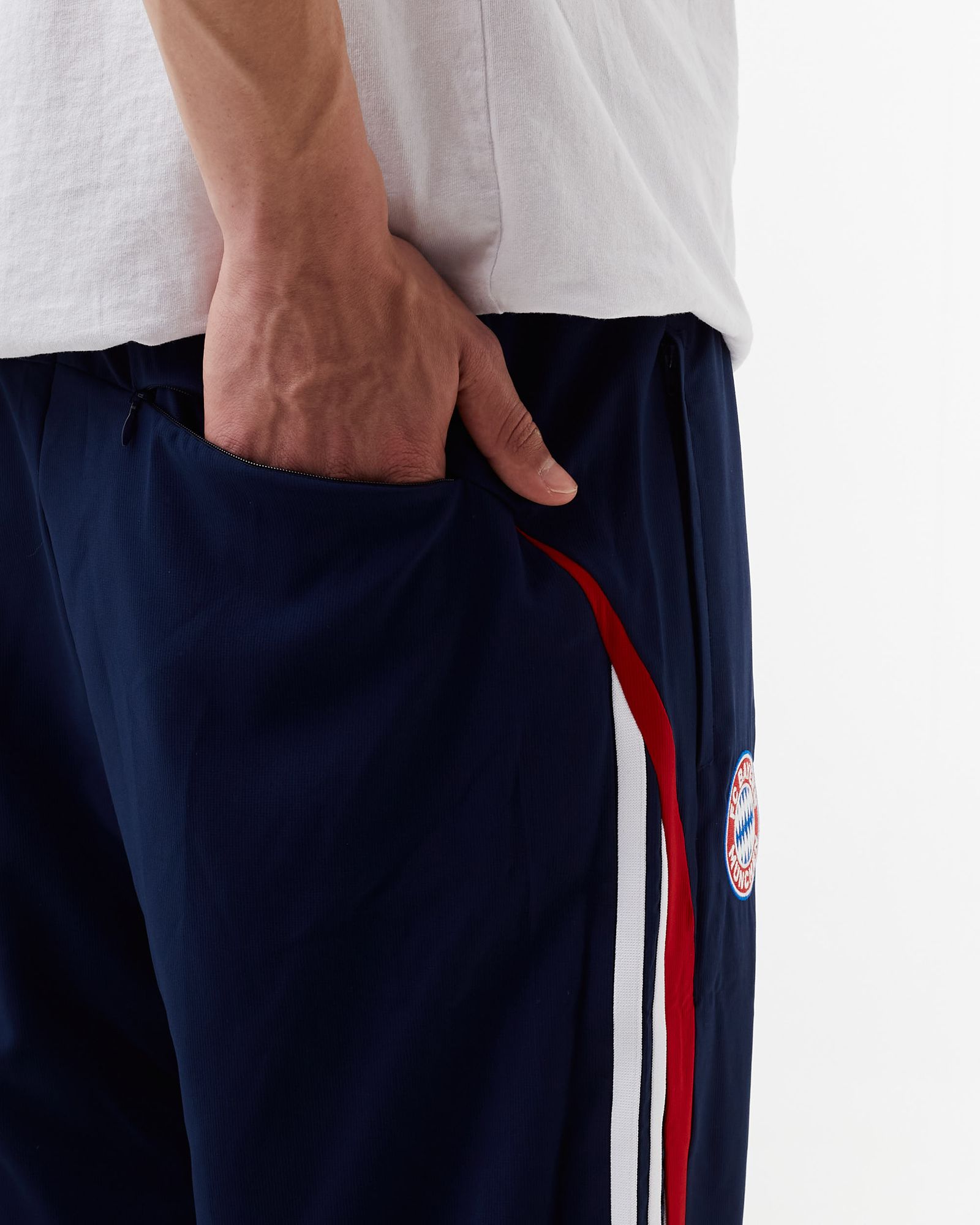FC BAYERN TG WOVEN PANT 