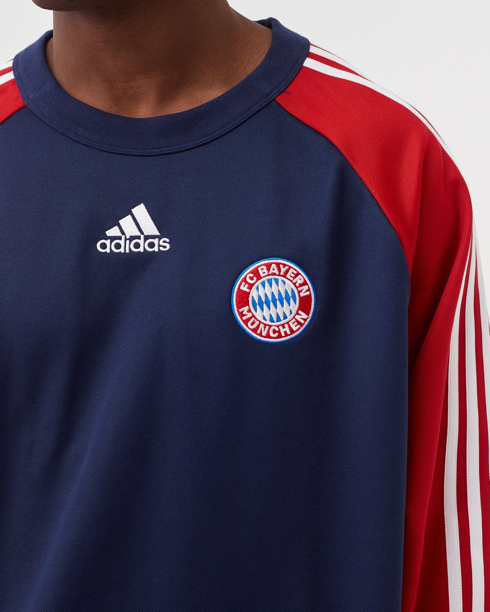 FC BAYERN MÜNCHEN TEAMGEIST CREW SWEATSHIRT