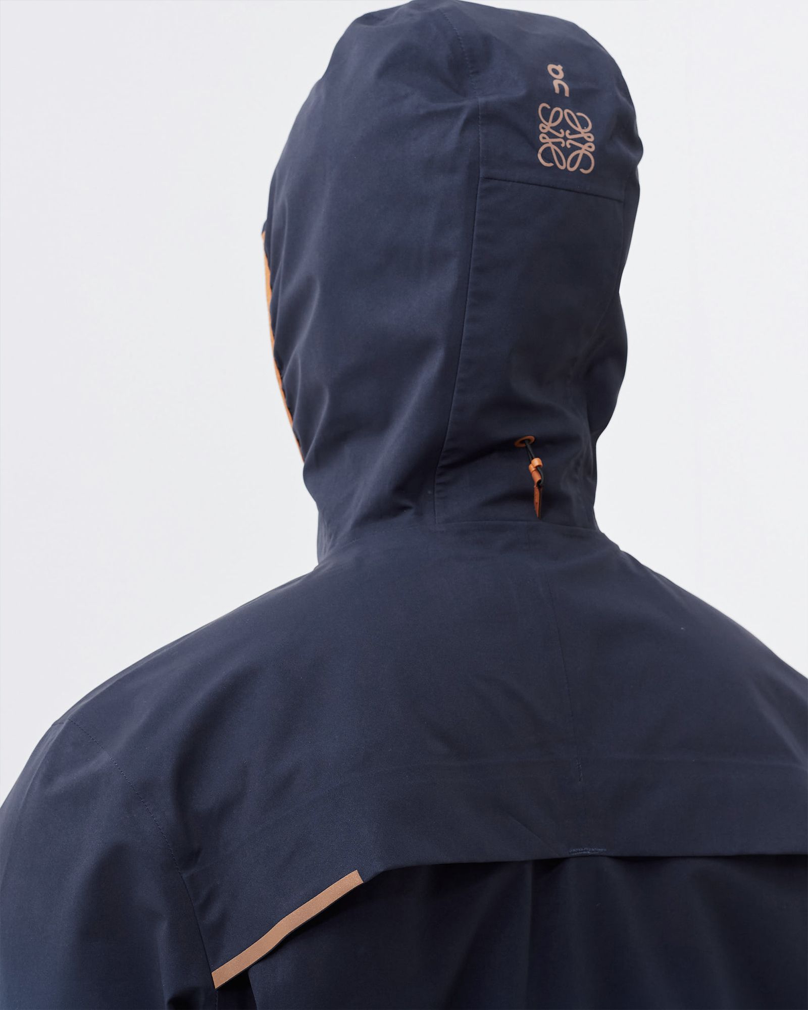 ON X LOEWE WATERPROOF ANORAK