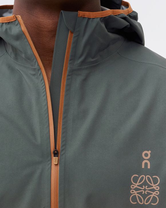 ON ON X LOEWE WATERPROOF ANORAK Green | BSTN Store