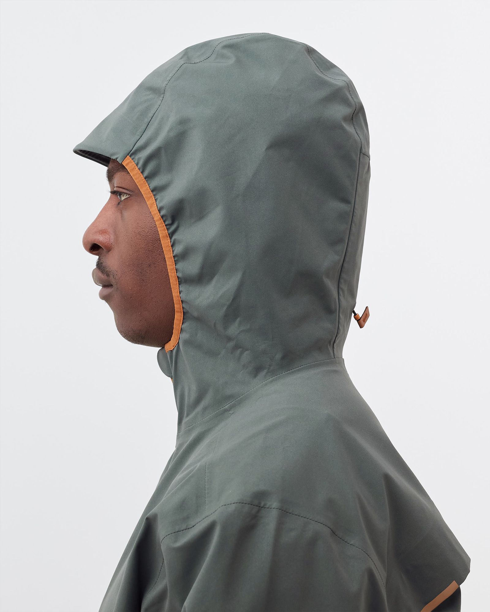 ON X LOEWE WATERPROOF ANORAK