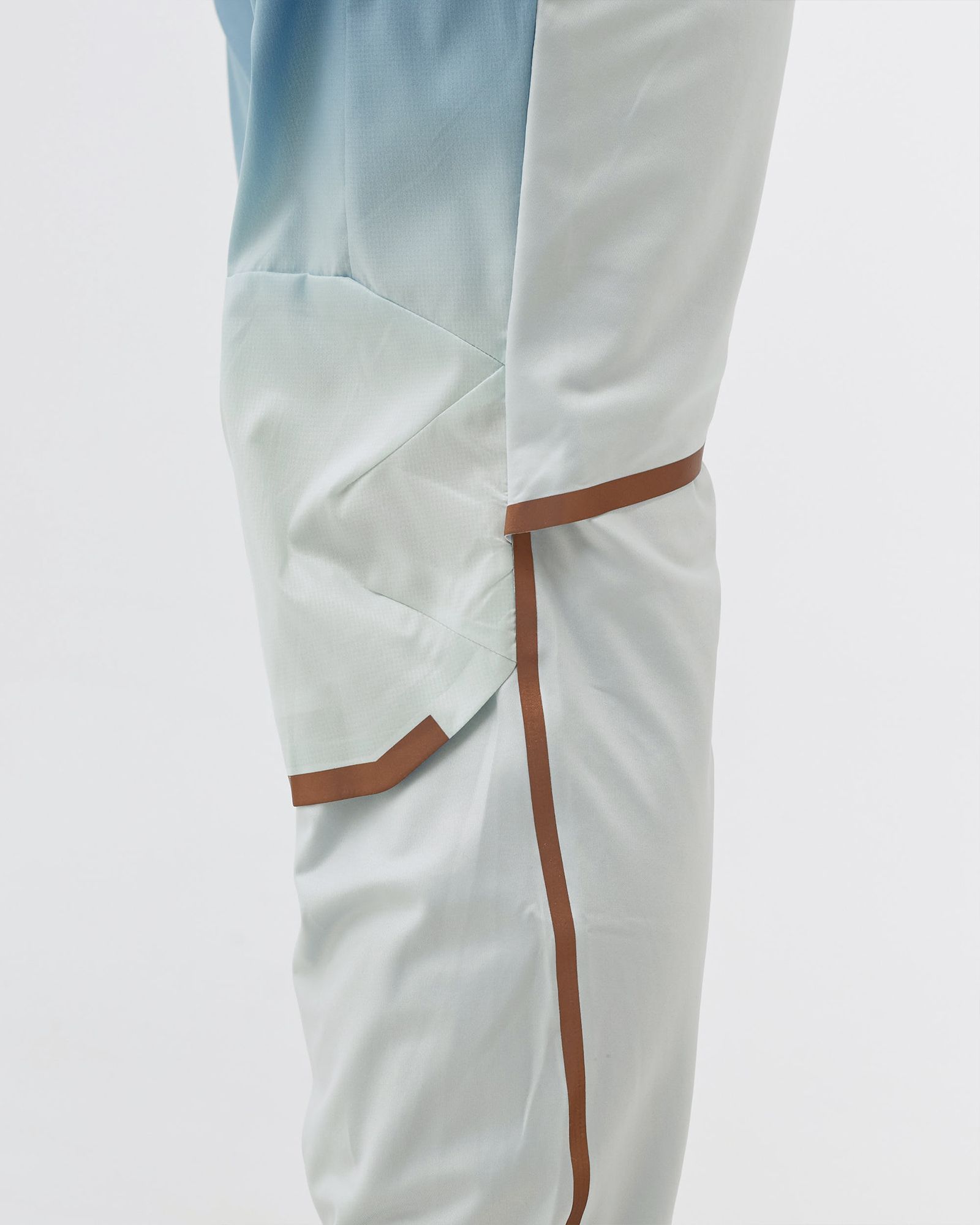 ON X LOEWE RUNNING PANTS