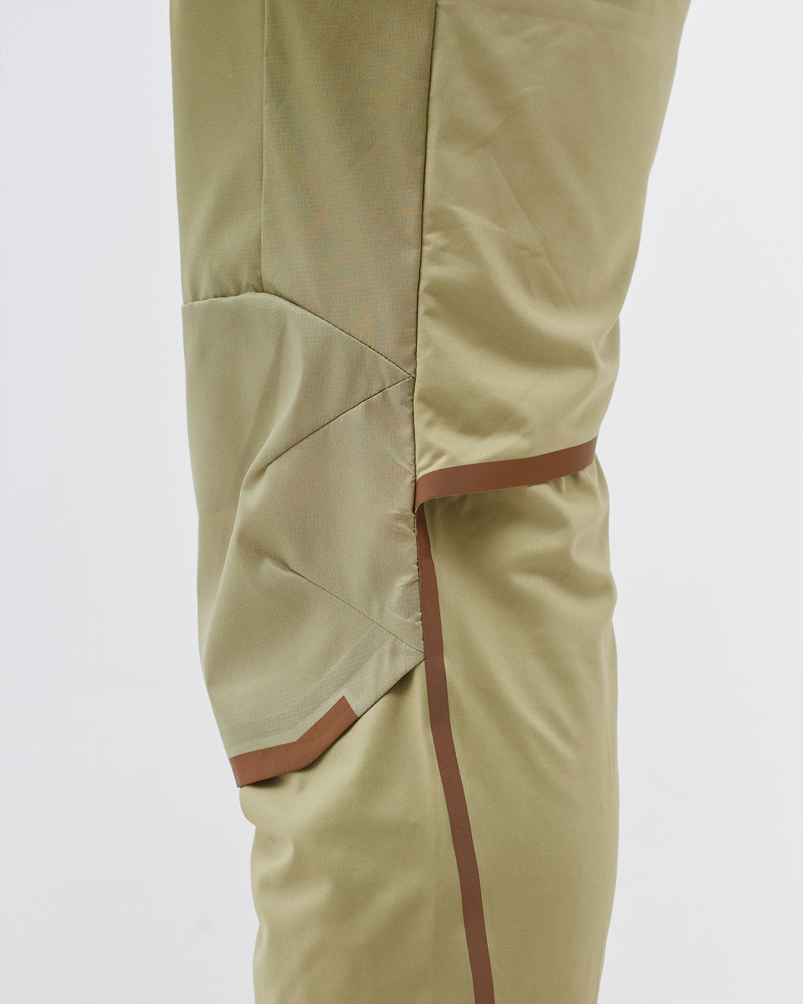 ON X LOEWE RUNNING PANTS
