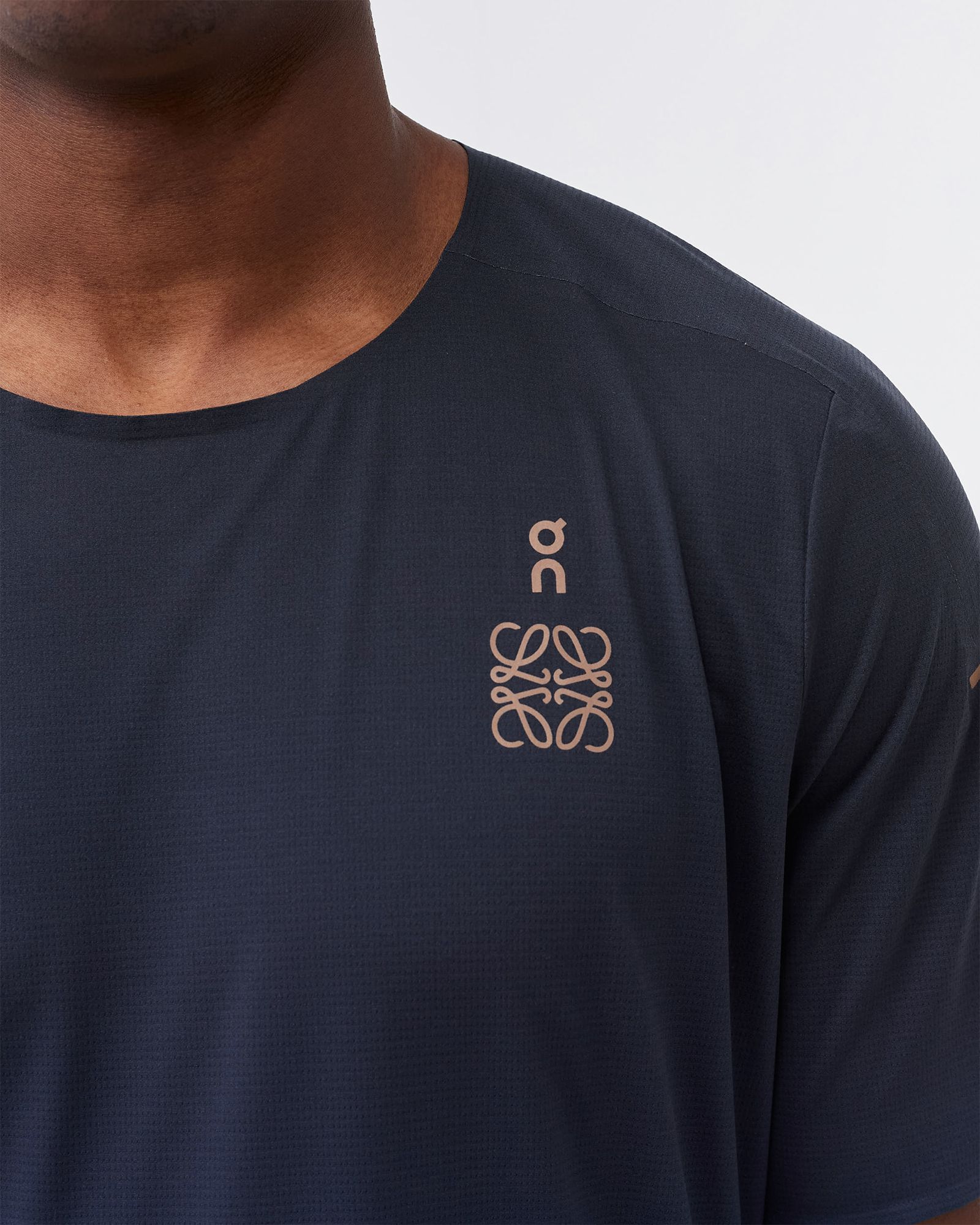 ON X LOEWE PERFORMANCE TEE