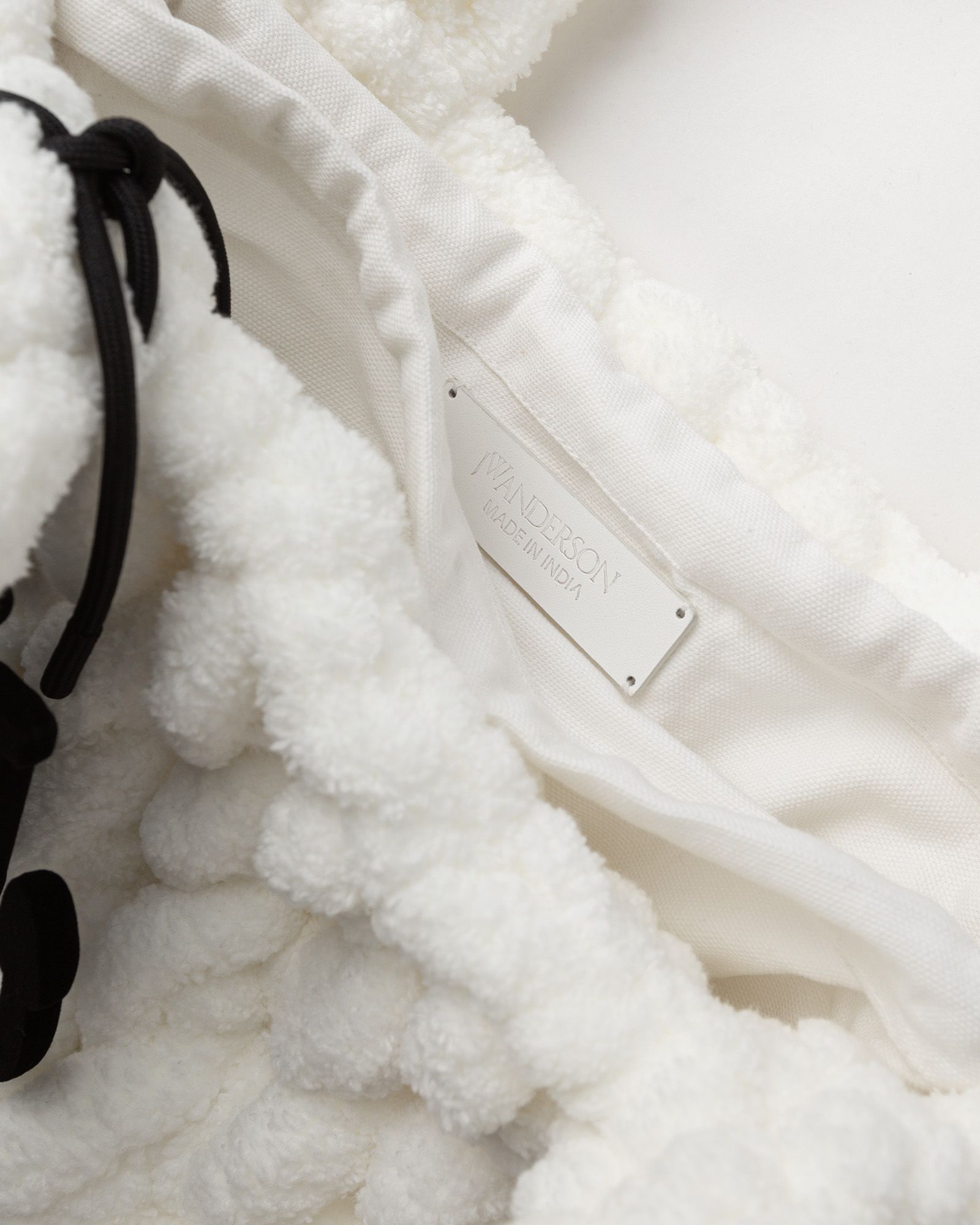 SMALL BLANKET SHOPPER