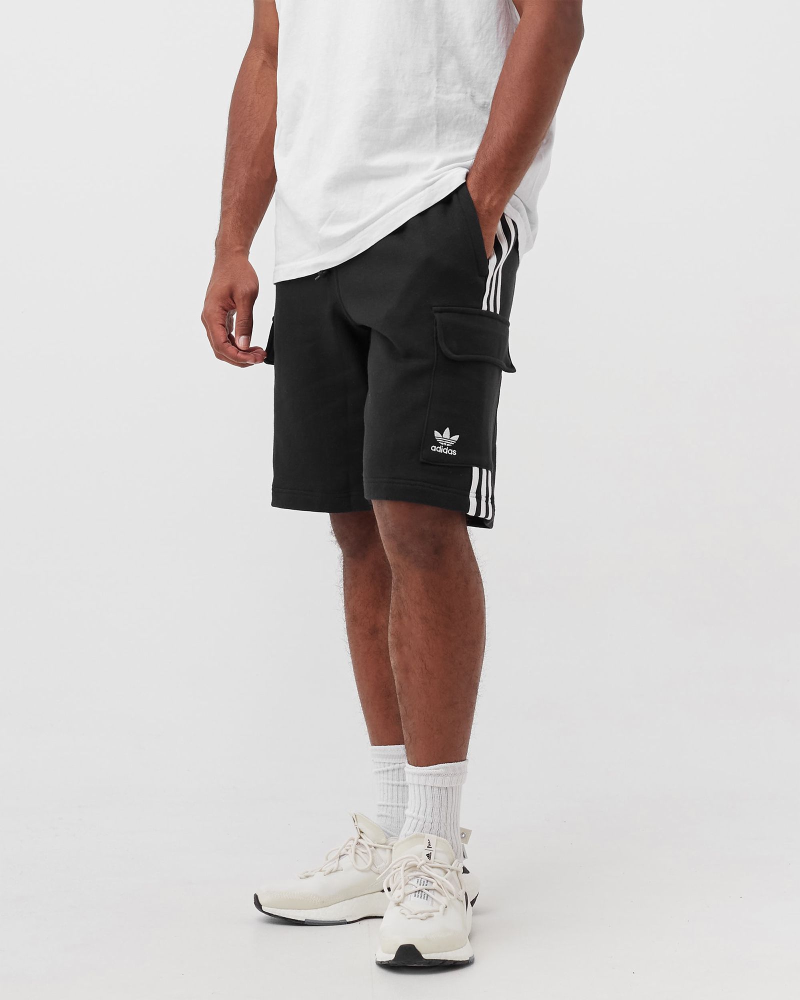 3-STRIPES CARGO SHORT