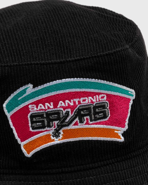 Mitchell & Ness San Antonio Spurs Bucket Hat - Hibbett