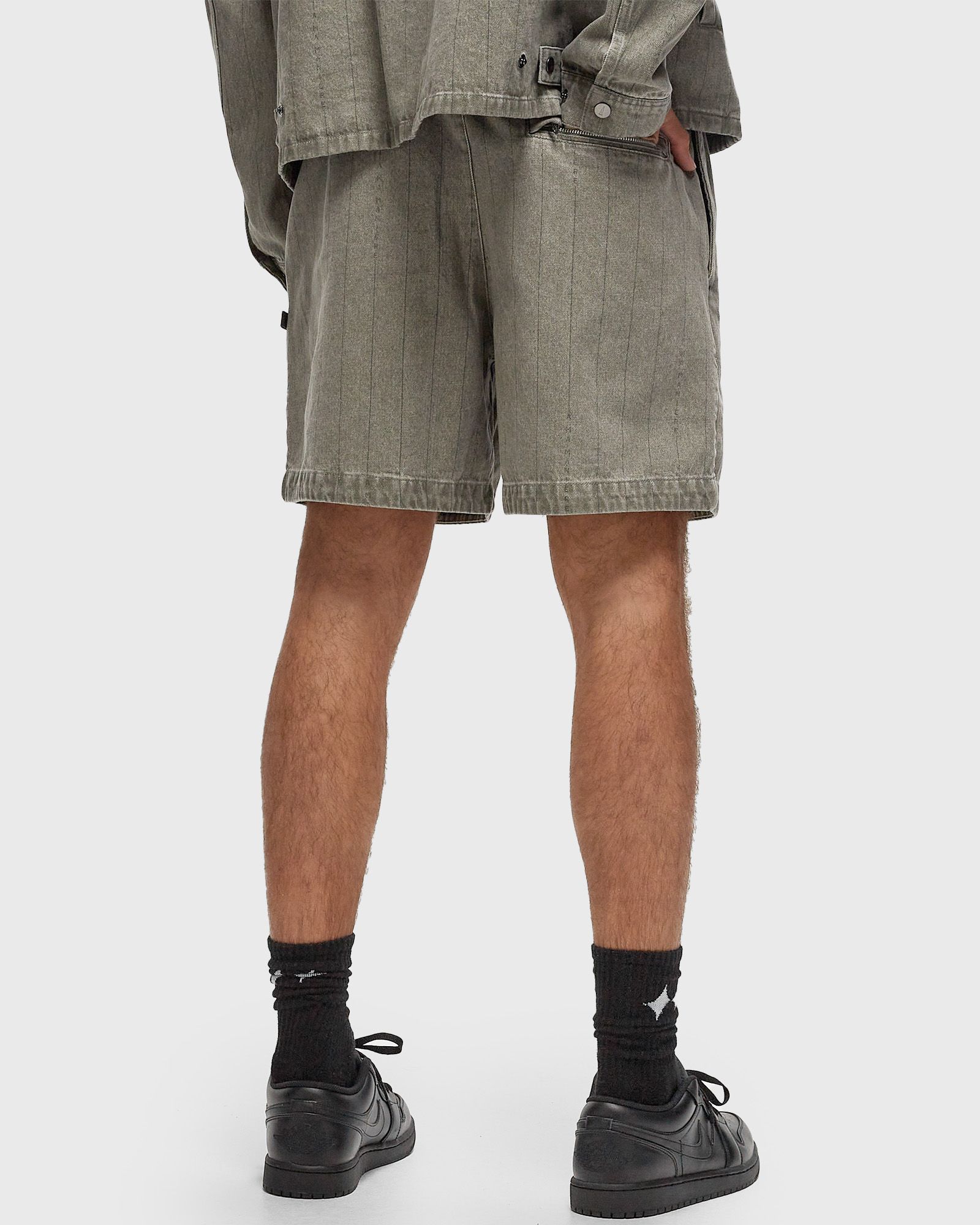 X A MA MANIÉRE SHORT