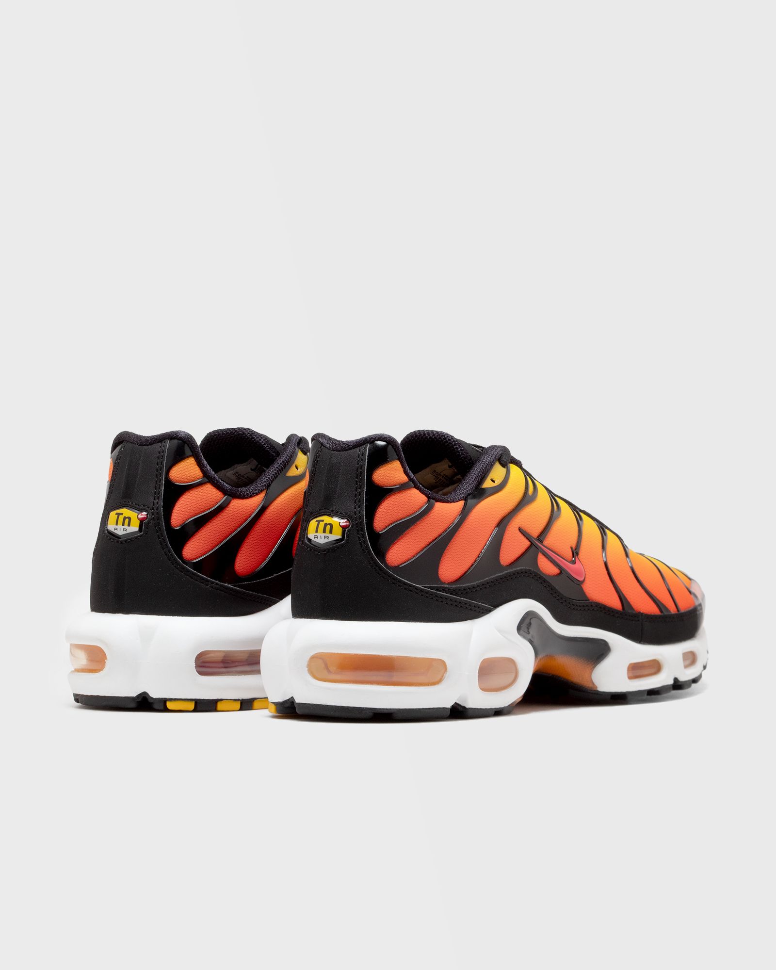 AIR MAX PLUS