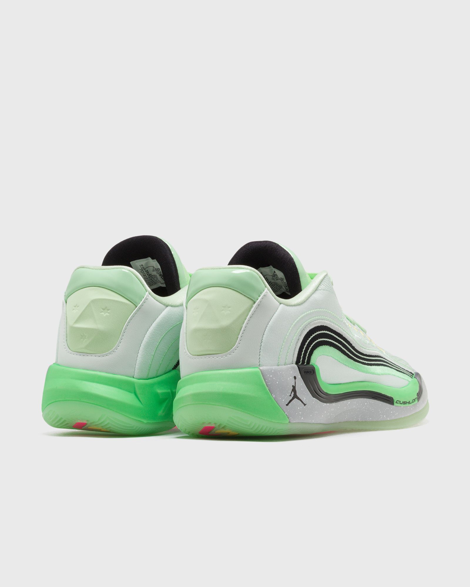 Luka 4 "Space Navigator"