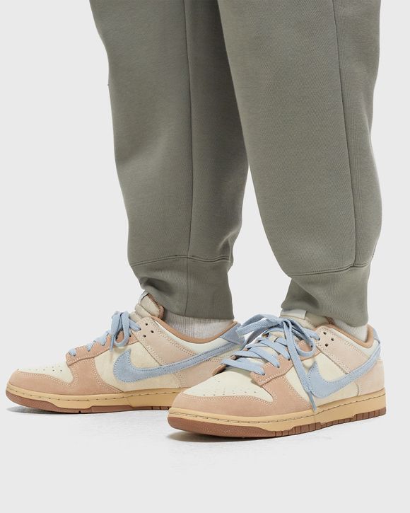 Dunk low light blue