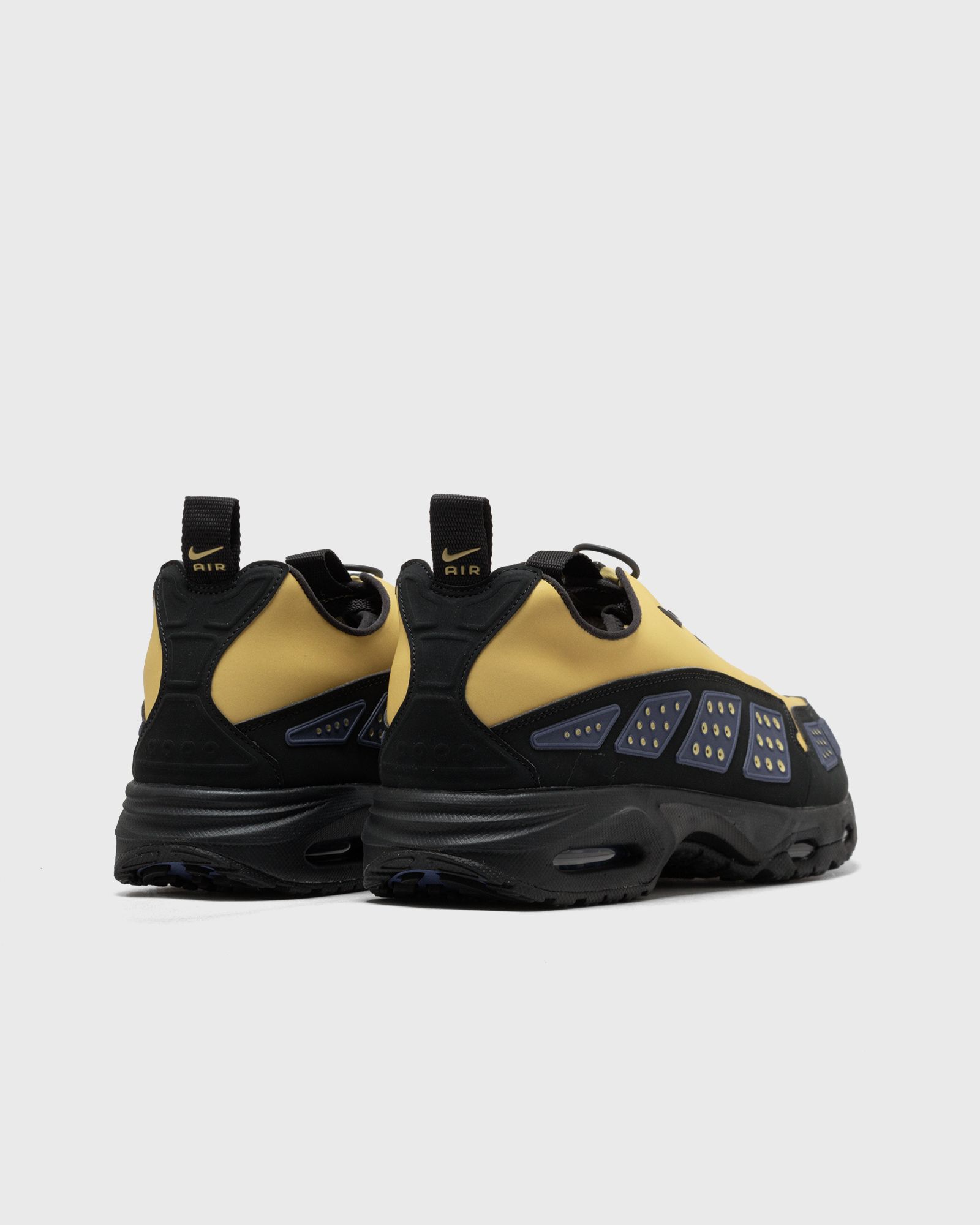 ☆NIKE☆Air Max SNDR Off Noir and Diffused Blue☆Yellow Nike W AIR MAX SNDR 