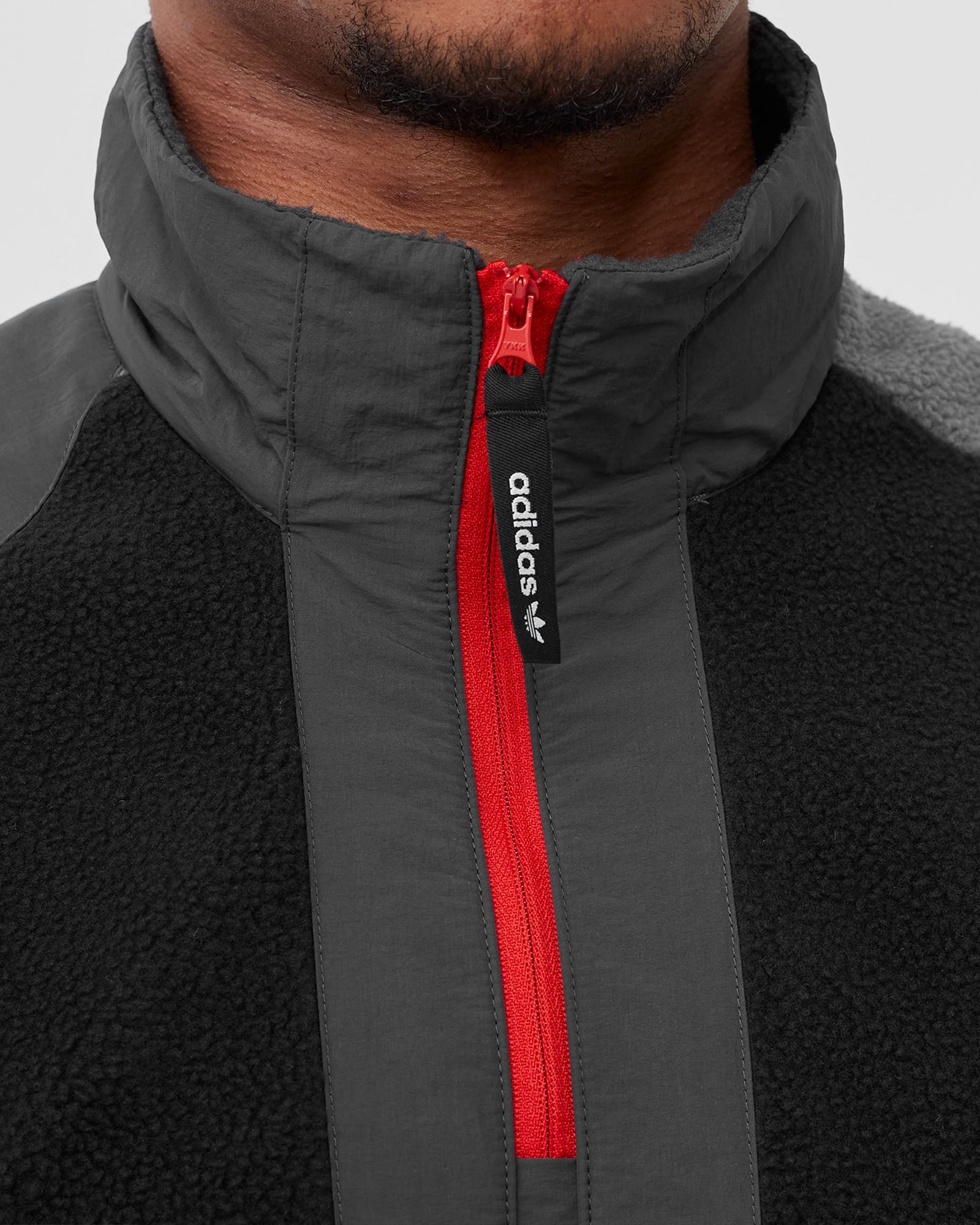 ADVENTURE SQUAMISH 93 TRACK TOP